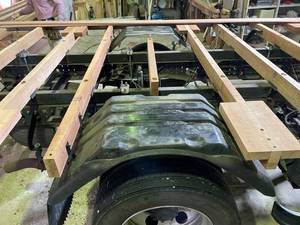 3.5ｔユニック車荷台張替骨組み交換2